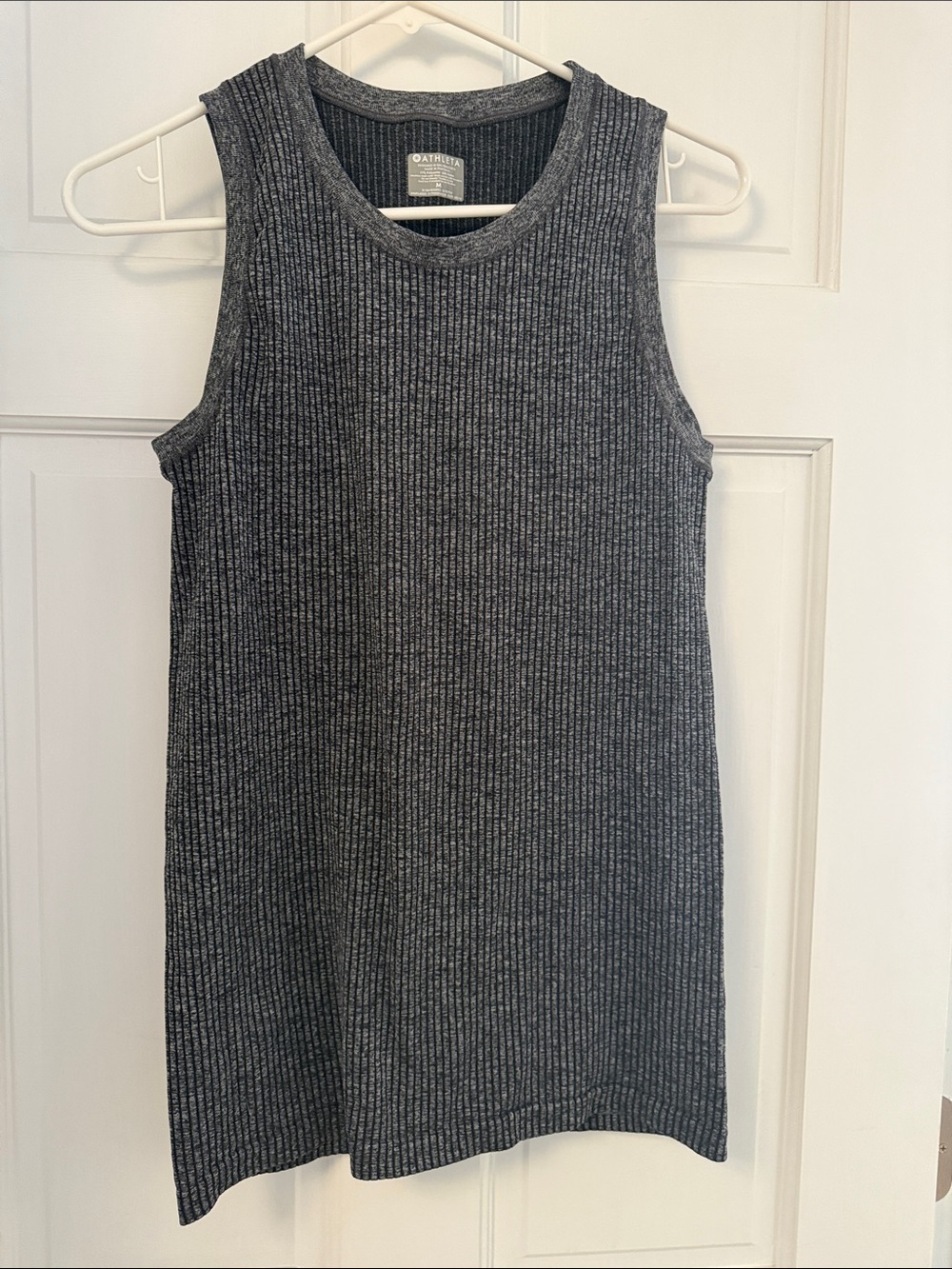 Athleta Ribbed Sleeveless Tank Top in Heather Charcoal